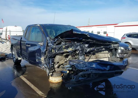 2021 Chevrolet Silverado 1500 4Wd Standard Bed Custom z USA, uszkodzony, nr VIN 1GCRYBEF9MZ103802